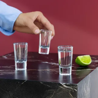 Kieliszki z grubym dnem do wódki i shotów Roy 6 x 30 ml