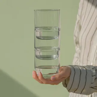 Zestaw do napojów - karafka i szklanki Nest